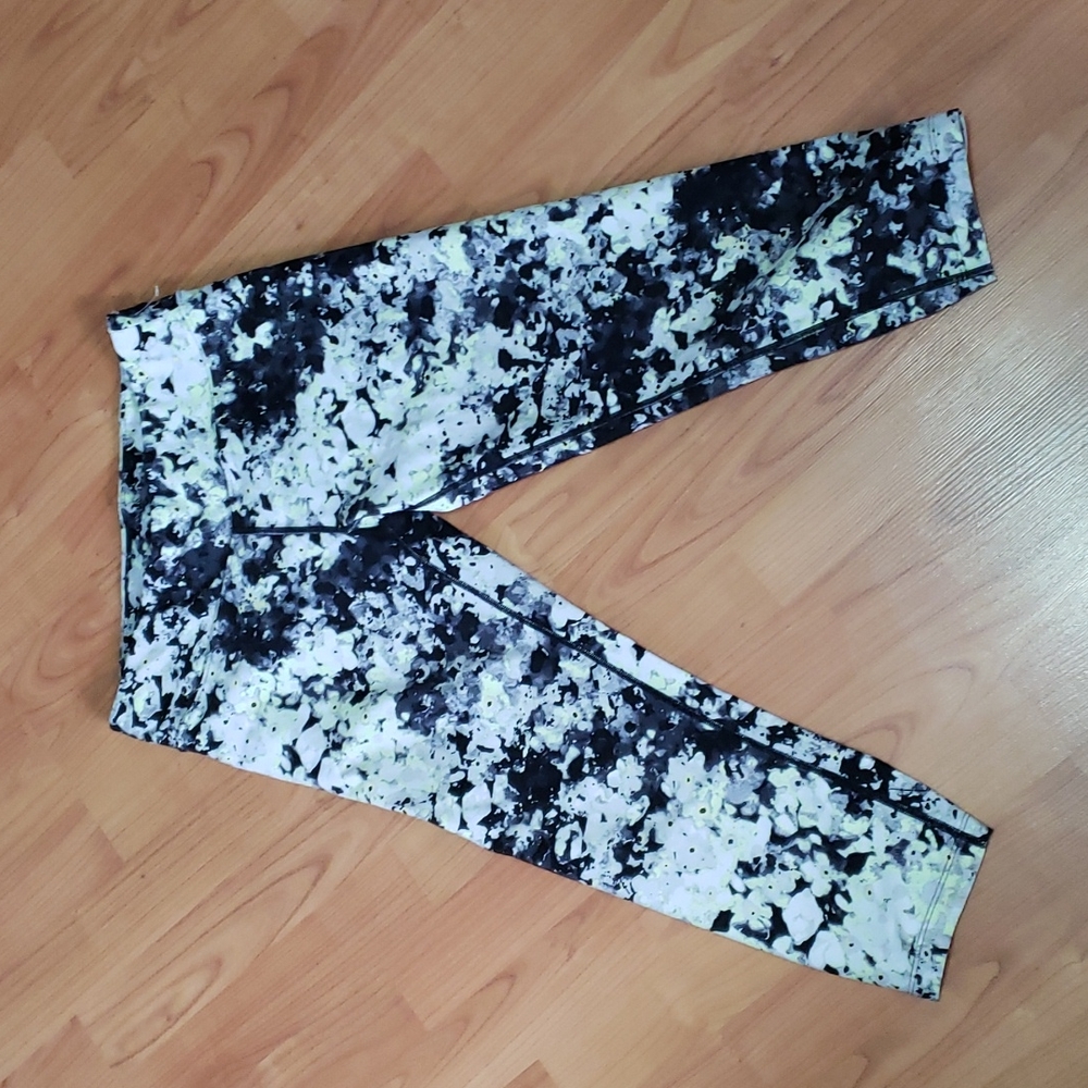 Calvin Klein Performance Splatter‎ Legging Capris
